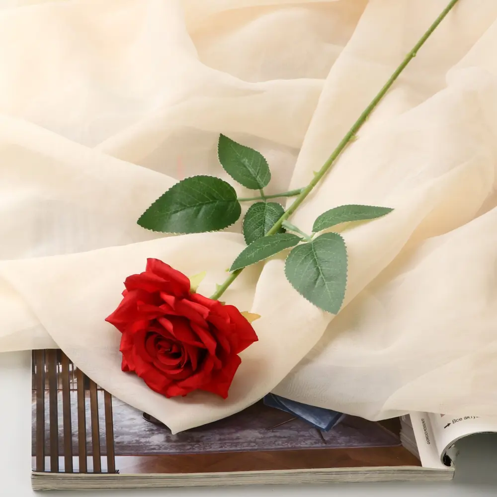 Фото Цветы искусственные Poetry in flowers "Роза Гран При" 3 Фото Цветы искусственные Poetry in flowers "Роза Гран При" 3