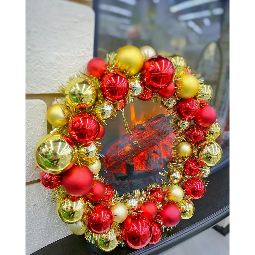 Фото 5 Рождественский венок с шарами ø30 см красно-золотой праздничный Фото 5 Рождественский венок с шарами ø30 см красно-золотой праздничный