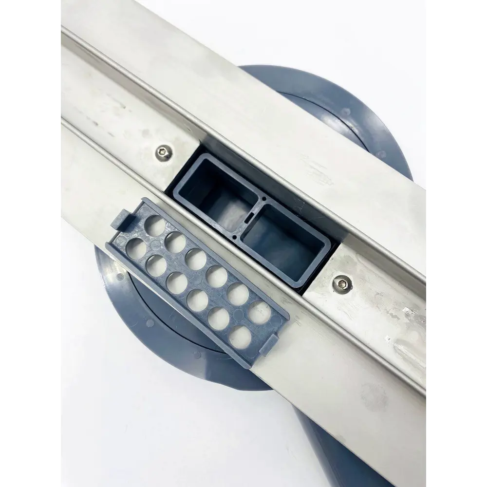 Фото 3 Трап для душа Ivr Advantix SL1-70500 мокрый затвор 3x550 см нержавеющая сталь 304 (хорошая прочность) Фото 3 Трап для душа Ivr Advantix SL1-70500 мокрый затвор 3x550 см нержавеющая сталь 304 (хорошая прочность)