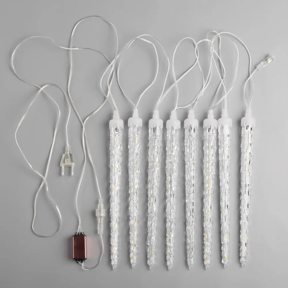 Фото 4 Электрогирлянда универсальная Luazon lighting сосульки 2.5x2.5 м 192 ламп красный 1 режим работы Фото 4 Электрогирлянда универсальная Luazon lighting сосульки 2.5x2.5 м 192 ламп красный 1 режим работы