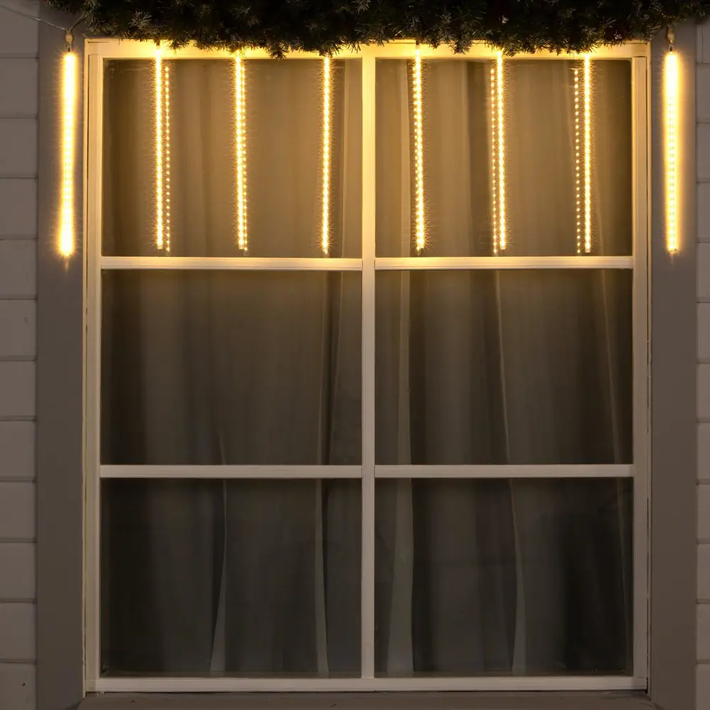 Фото 3 Электрогирлянда универсальная Luazon lighting 5248338 сосульки 2.5x2.5 м 288 ламп теплый белый (желтый) 1 режим работы Фото 3 Электрогирлянда универсальная Luazon lighting 5248338 сосульки 2.5x2.5 м 288 ламп теплый белый (желтый) 1 режим работы