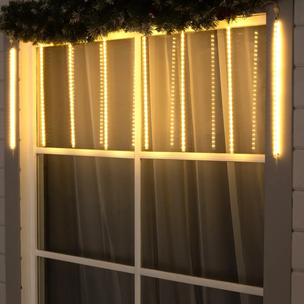 Фото Электрогирлянда универсальная Luazon lighting 5248338 сосульки 2.5x2.5 м 288 ламп теплый белый (желтый) 1 режим работы Фото Электрогирлянда универсальная Luazon lighting 5248338 сосульки 2.5x2.5 м 288 ламп теплый белый (желтый) 1 режим работы