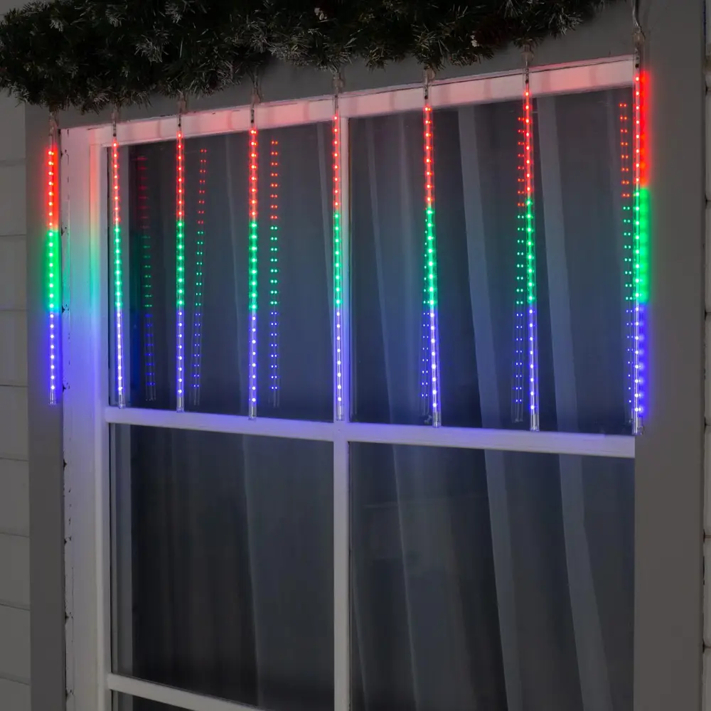 Фото Электрогирлянда универсальная Luazon lighting сосульки 2.4x2.4 м 320 ламп разноцветный 1 режим работы Фото Электрогирлянда универсальная Luazon lighting сосульки 2.4x2.4 м 320 ламп разноцветный 1 режим работы