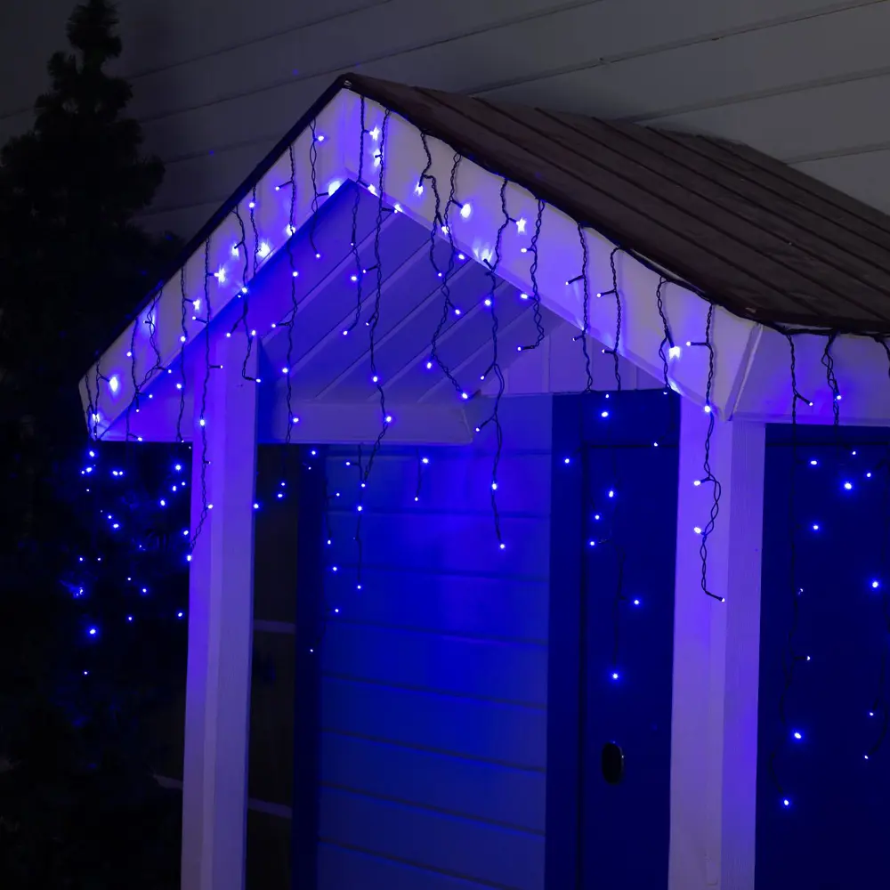 Фото Электрогирлянда универсальная Luazon lighting BH.SPEC.IP44.220.01.01.2.04 бахрома 3x3 м 160 ламп синий 1 режим работы Фото Электрогирлянда универсальная Luazon lighting BH.SPEC.IP44.220.01.01.2.04 бахрома 3x3 м 160 ламп синий 1 режим работы