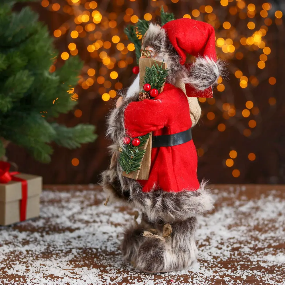 Фото 2 Новогодняя фигура Зимнее Волшебство Дед Мороз В красной шубке с лыжами 15x30 см