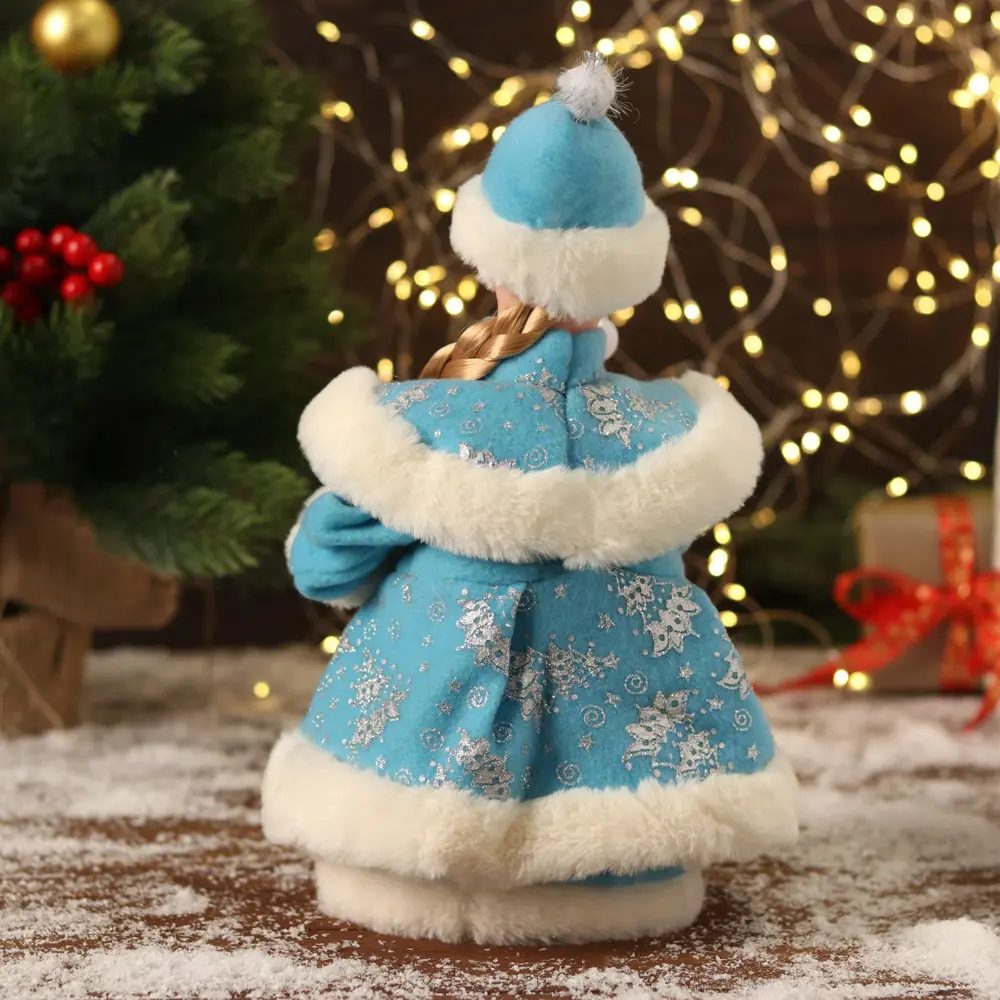 Фото 3 Новогодняя фигура Зимнее Волшебство Снегурочка В голубой шубке с сердечком двигается 16x30 см Фото 3 Новогодняя фигура Зимнее Волшебство Снегурочка В голубой шубке с сердечком двигается 16x30 см