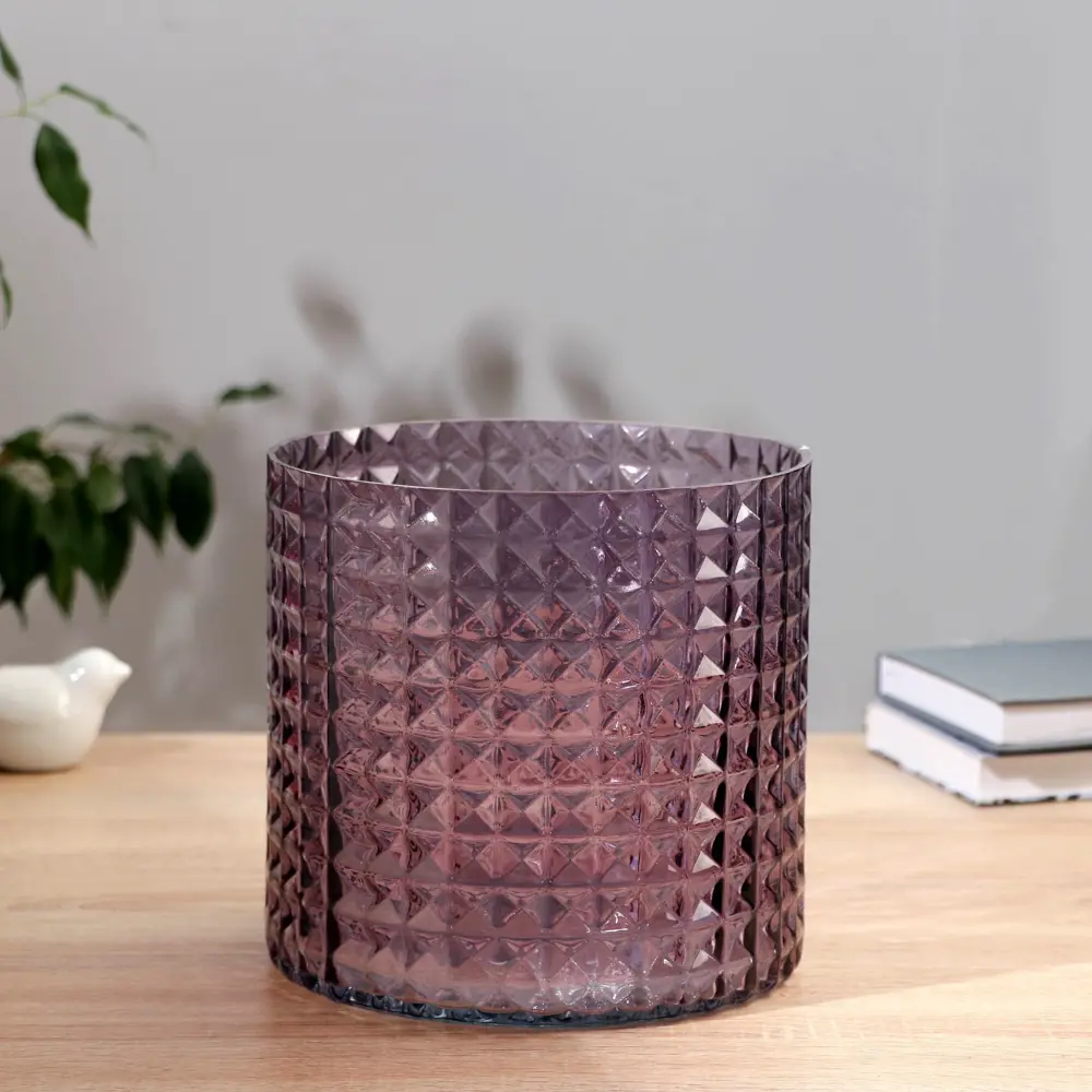 Фото Ваза Evis "Лиловая Эмилия-1" стеклянная фиолетовая 19.5 см Фото Ваза Evis "Лиловая Эмилия-1" стеклянная фиолетовая 19.5 см