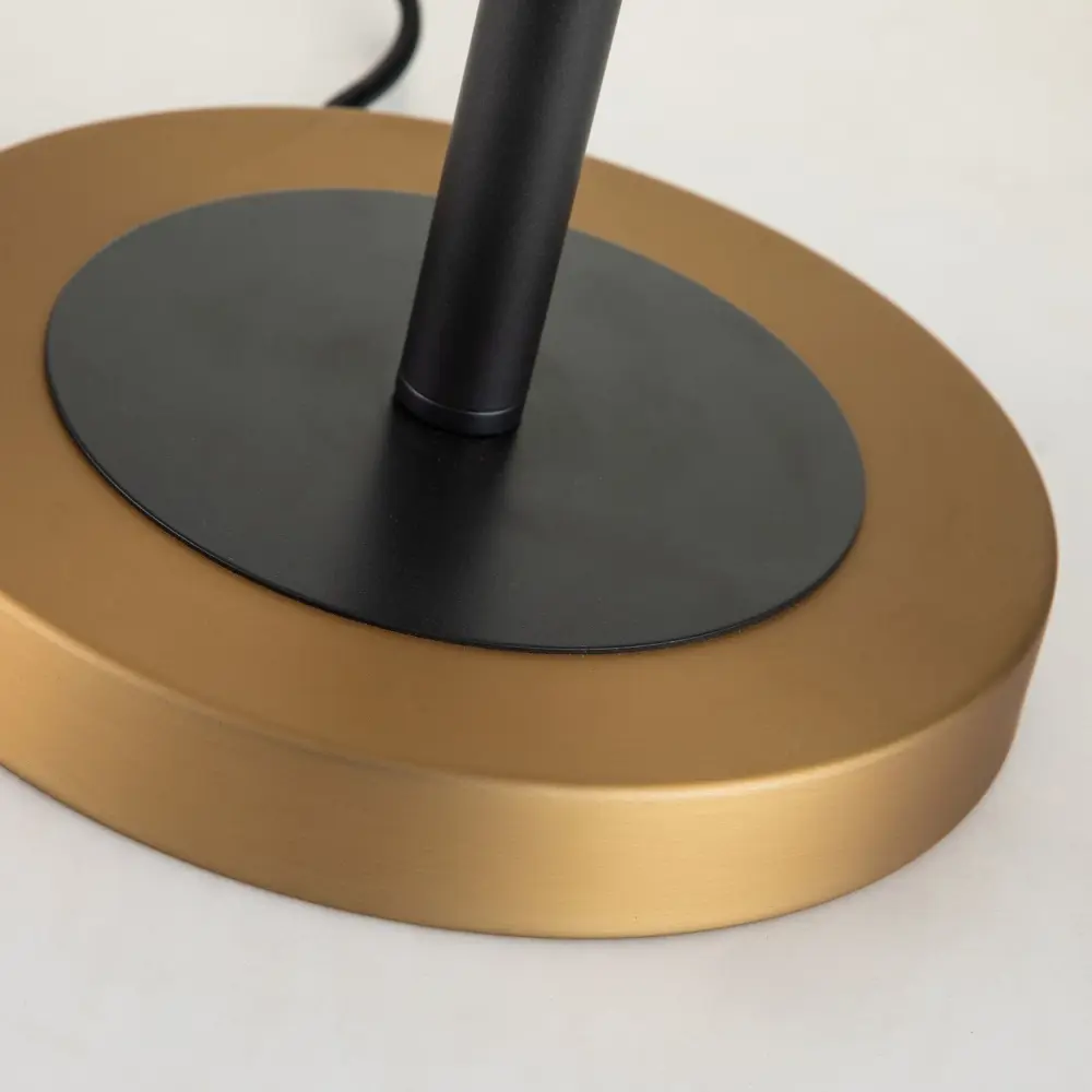 Фото 4 Настольная лампа Favourite 1434-1T цвет черный Фото 4 Настольная лампа Favourite 1434-1T цвет черный