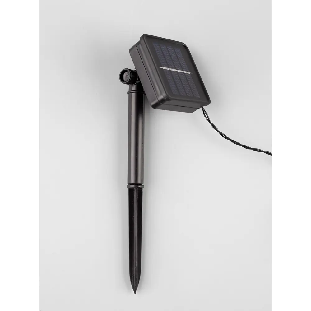 Фото 7 Гирлянда светодиодная нить Luazon Lighting SP-078 6253362 на солнечных батареях 4.50 м цвет черный Фото 7 Гирлянда светодиодная нить Luazon Lighting SP-078 6253362 на солнечных батареях 4.50 м цвет черный