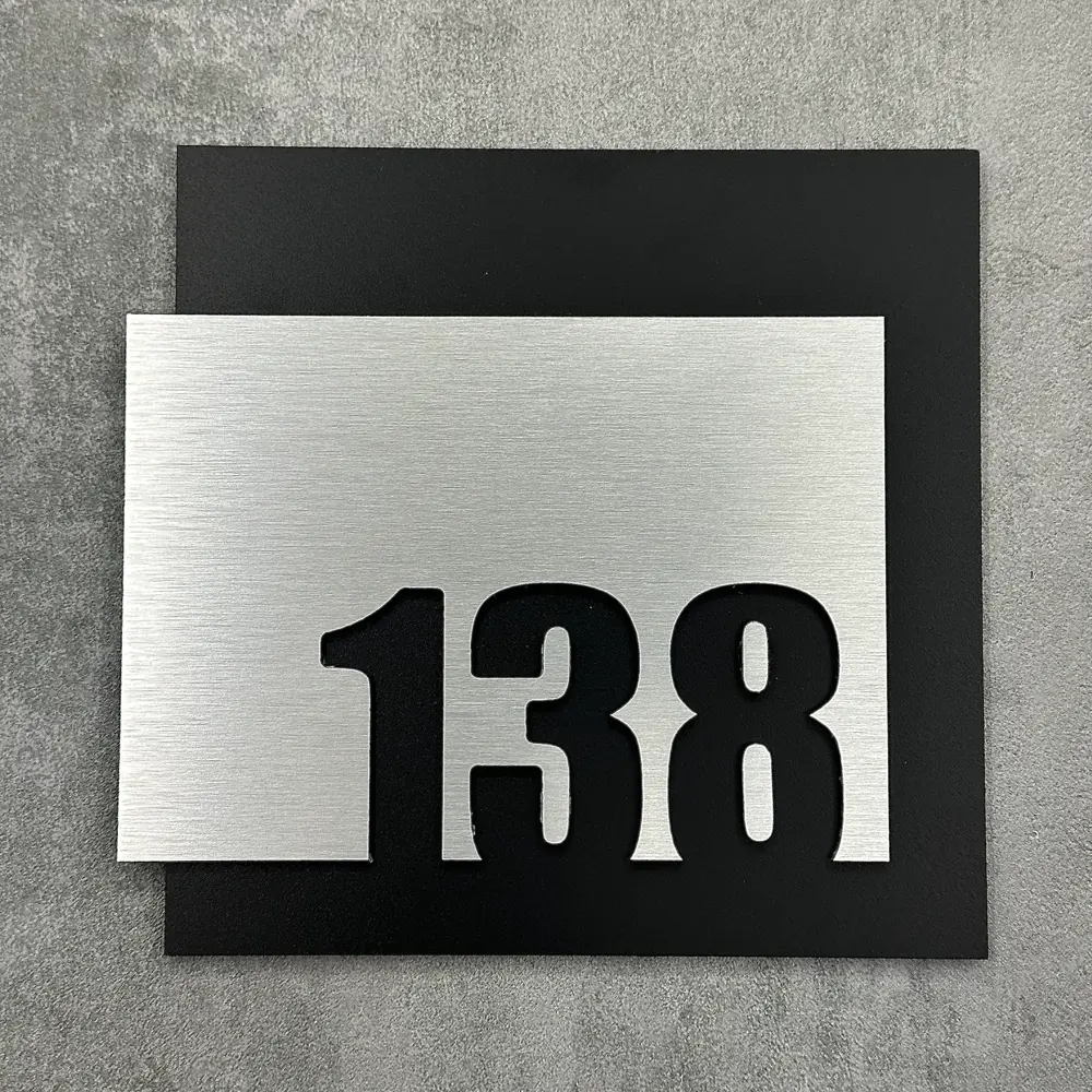 Фото 2 Цифры на дверь квартиры Бестмедиа самоклеящиеся №138 15x12 см царапанное серебро Фото 2 Цифры на дверь квартиры Бестмедиа самоклеящиеся №138 15x12 см царапанное серебро