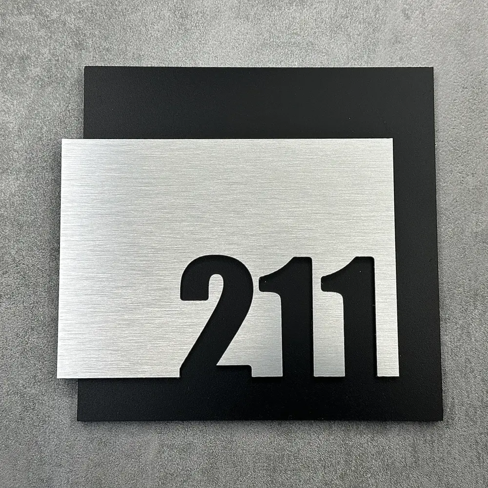 Фото 2 Цифры на дверь квартиры Бестмедиа самоклеящиеся №211 15x12 см царапанное серебро Фото 2 Цифры на дверь квартиры Бестмедиа самоклеящиеся №211 15x12 см царапанное серебро