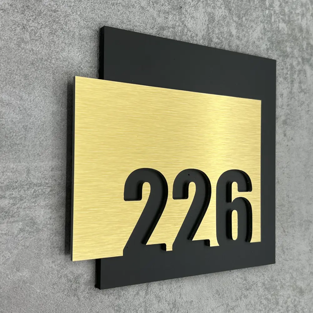 Фото 3 Цифры на дверь квартиры Бестмедиа самоклеящиеся №226 15x12 см царапанное золото