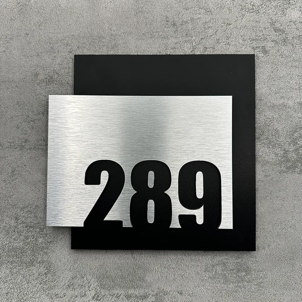 Фото 2 Цифры на дверь квартиры Бестмедиа самоклеящиеся №289 15x12 см царапанное серебро