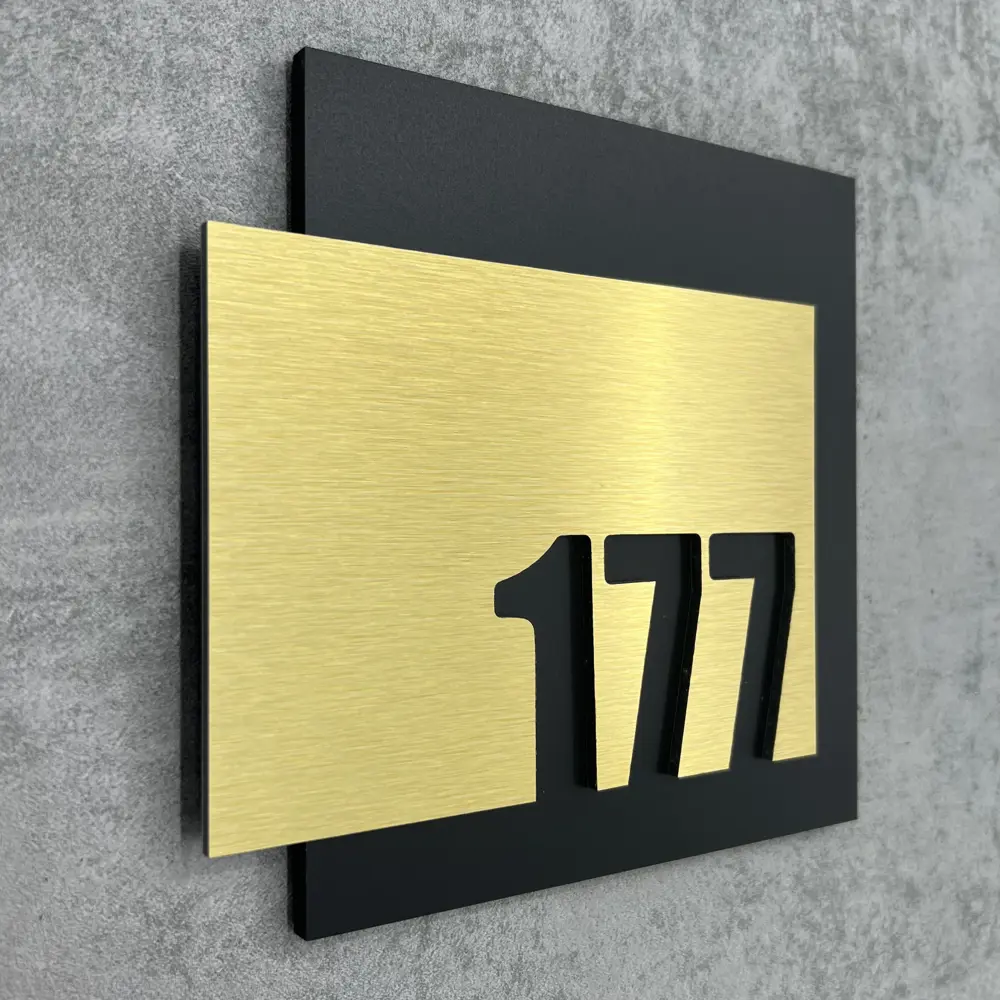 Фото 3 Цифры на дверь квартиры Бестмедиа самоклеящиеся №177 15x12 см царапанное золото