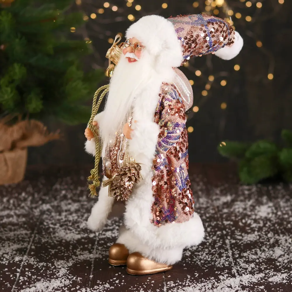 Фото 4 Декоративная фигура Зимнее волшебство Дед Мороз в костюмчике с блеском и пуговками 32 см бело-золотой