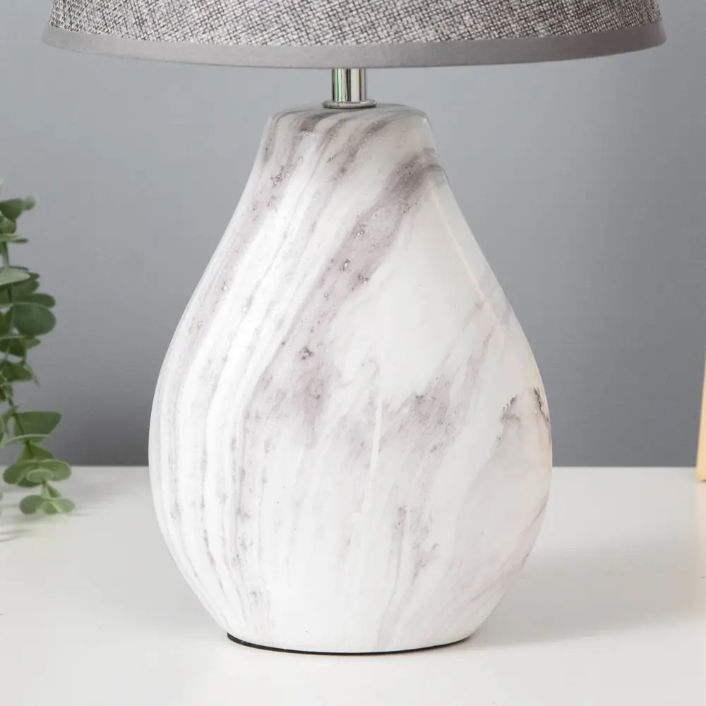 Фото 5 Настольная лампа RISALUX LN639 цвет серый серебристый Фото 5 Настольная лампа RISALUX LN639 цвет серый серебристый