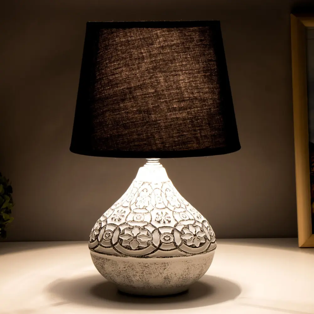 Фото 3 Настольная лампа RISALUX LN731 цвет белый Фото 3 Настольная лампа RISALUX LN731 цвет белый