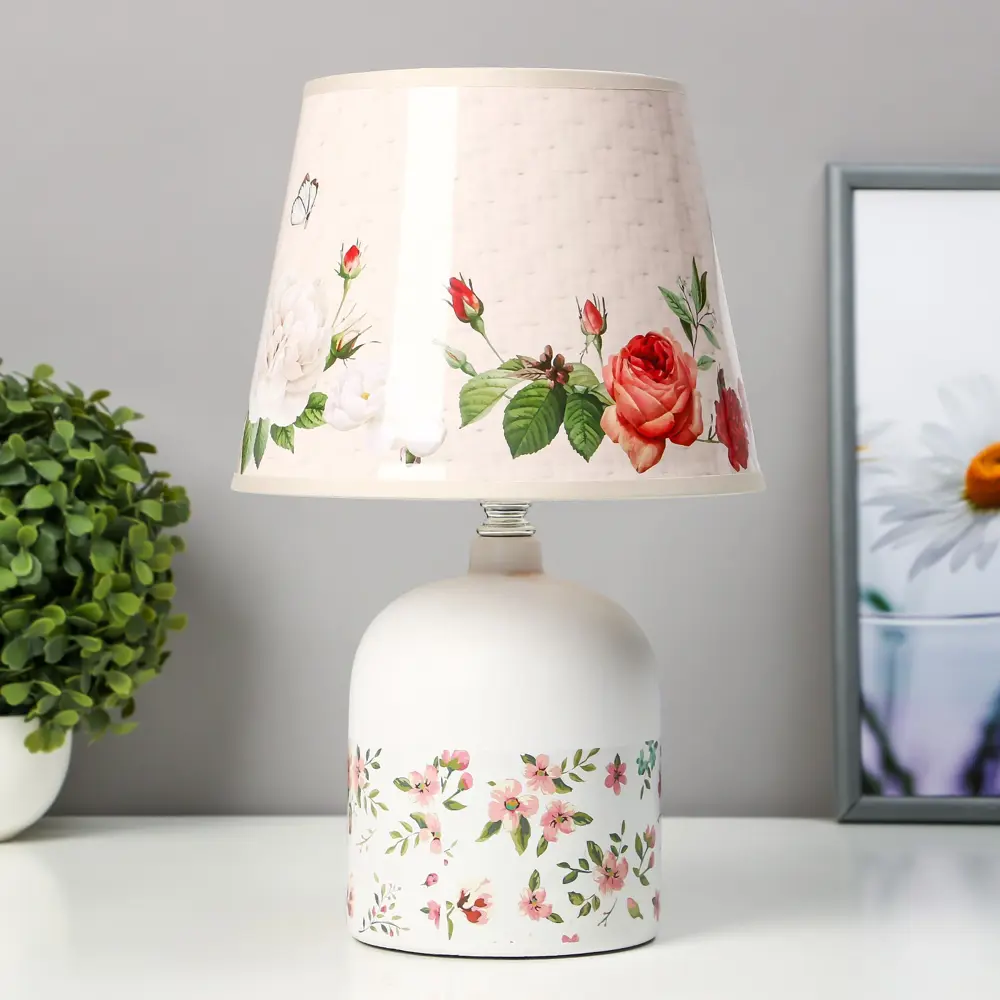 Фото Настольная лампа RISALUX 64A-28244 цвет белый Фото Настольная лампа RISALUX 64A-28244 цвет белый