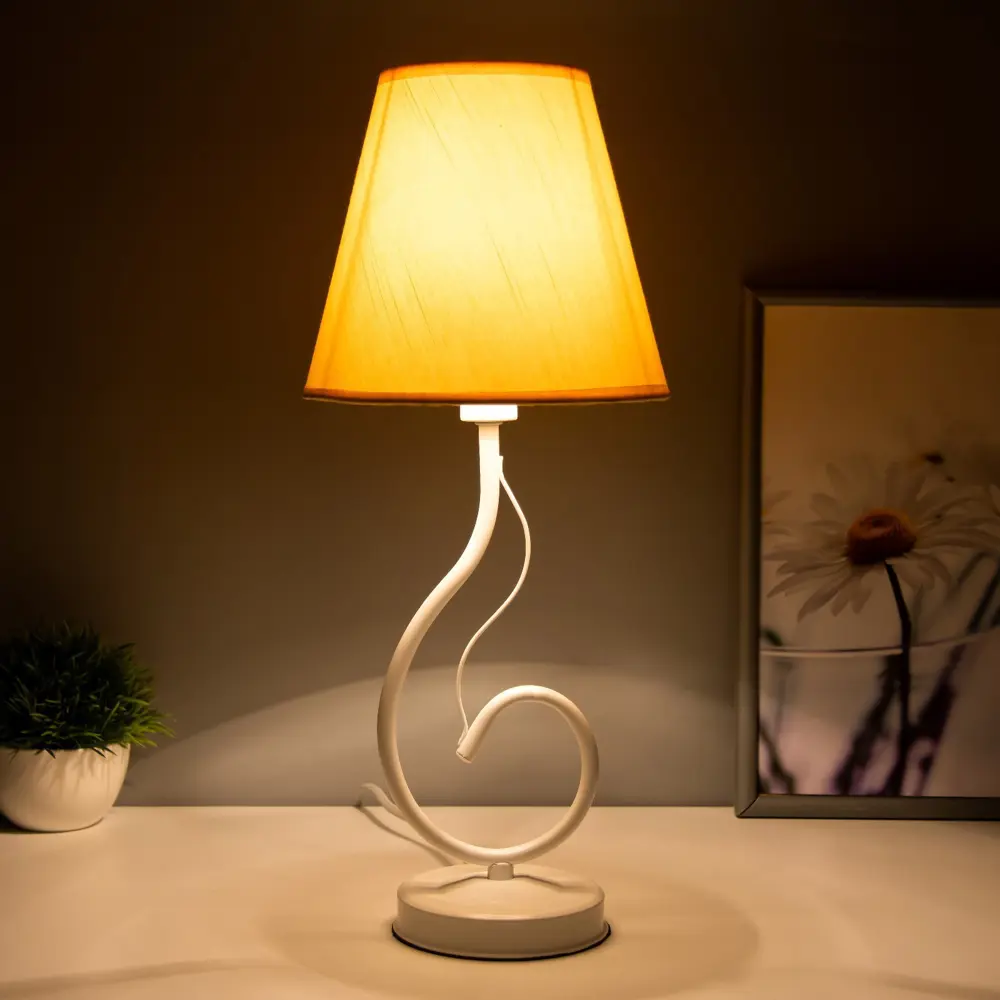 Фото 3 Настольная лампа Risalux Марсель 9767222 цвет белый Фото 3 Настольная лампа Risalux Марсель 9767222 цвет белый