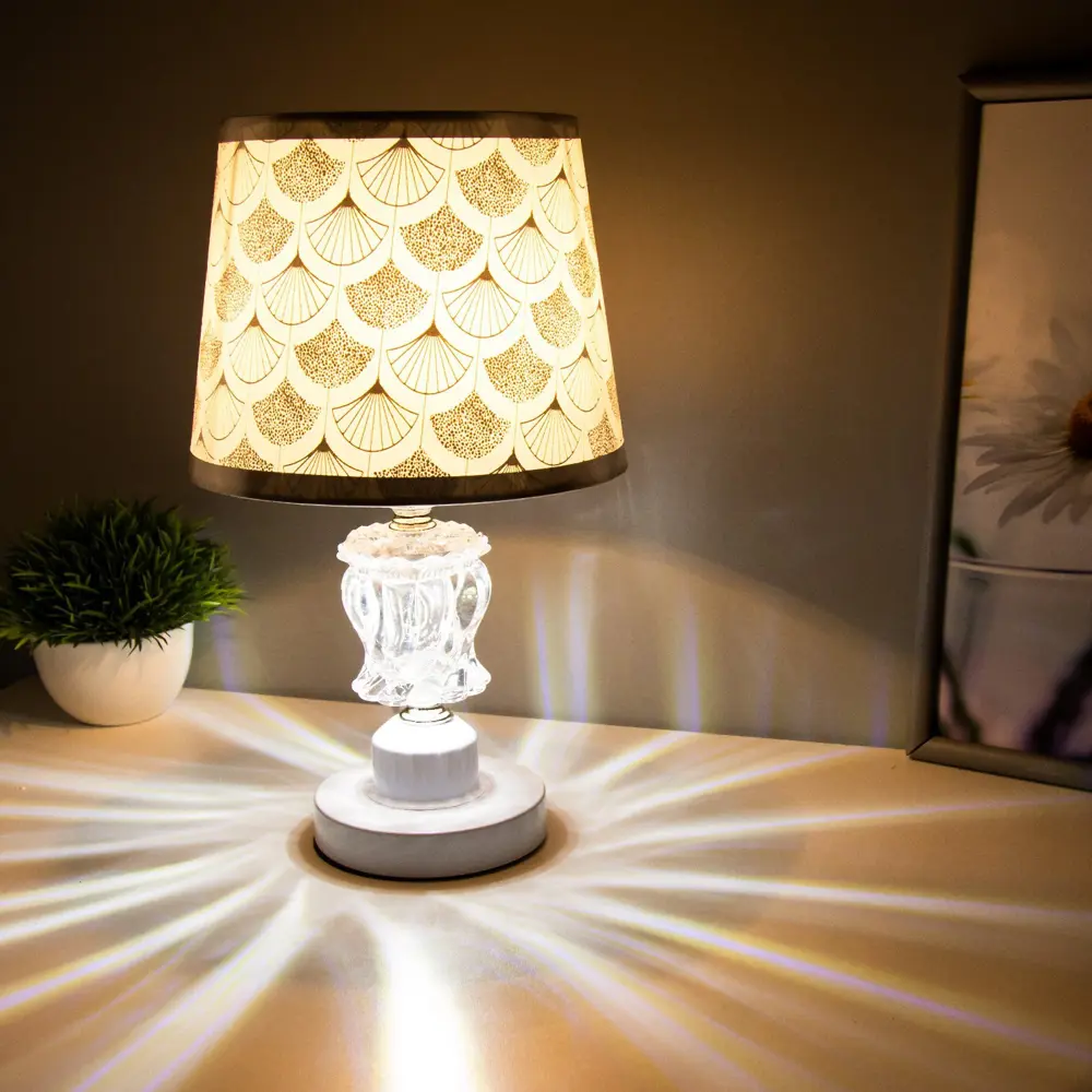 Фото 3 Настольная лампа Risalux Норд 9910491 цвет белый Фото 3 Настольная лампа Risalux Норд 9910491 цвет белый