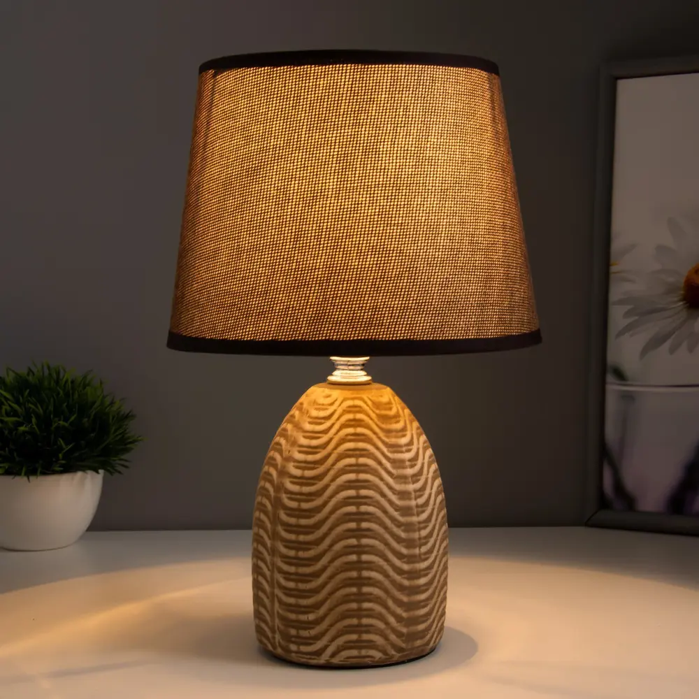 Фото 2 Настольная лампа Risalux 16720/1 9910500 цвет коричневый Фото 2 Настольная лампа Risalux 16720/1 9910500 цвет коричневый