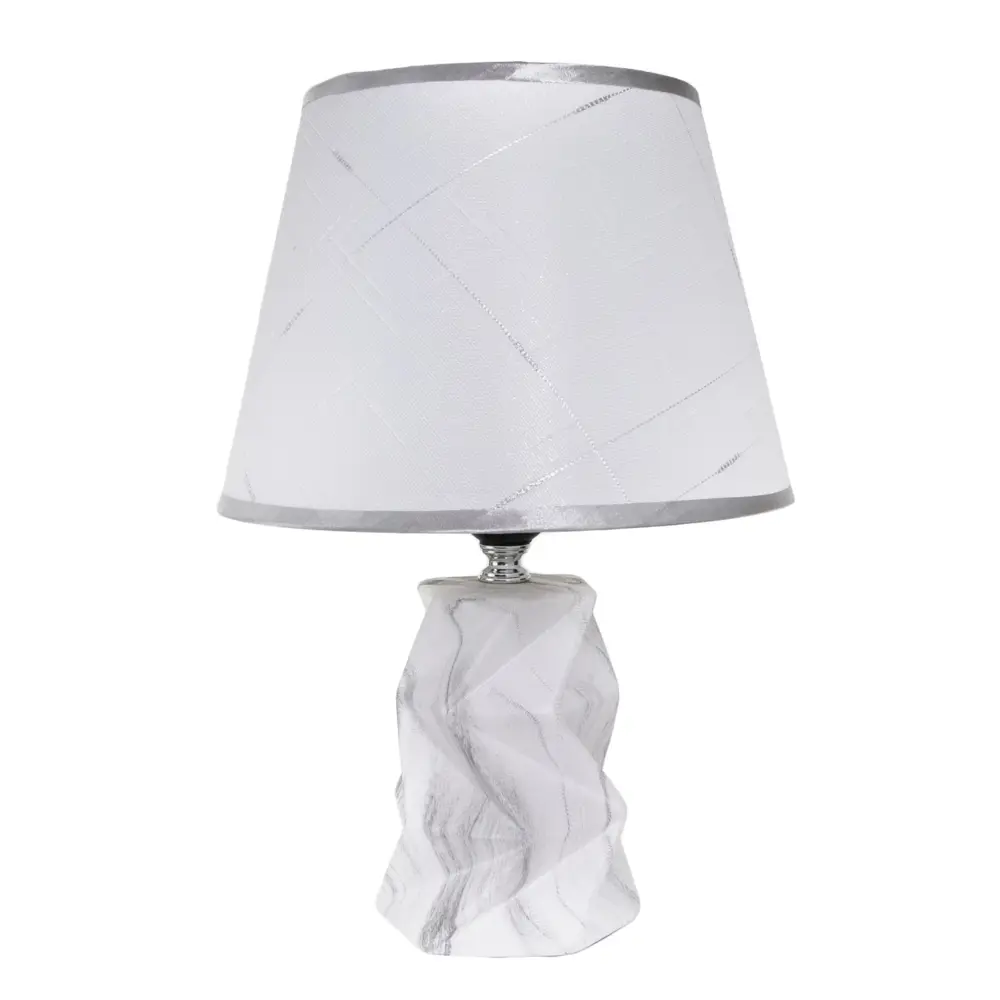 Фото 7 Настольная лампа Risalux 16861/1 40Вт Е27 белый 22.5x22.5x32.5 см Фото 7 Настольная лампа Risalux 16861/1 40Вт Е27 белый 22.5x22.5x32.5 см