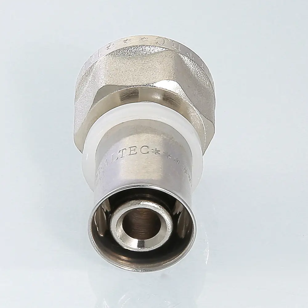Фото 4 Муфта комбинированная Valtec 1/2"x20 мм ВР-ВПр латунь VTm.202.N.002004 Фото 4 Муфта комбинированная Valtec 1/2"x20 мм ВР-ВПр латунь VTm.202.N.002004