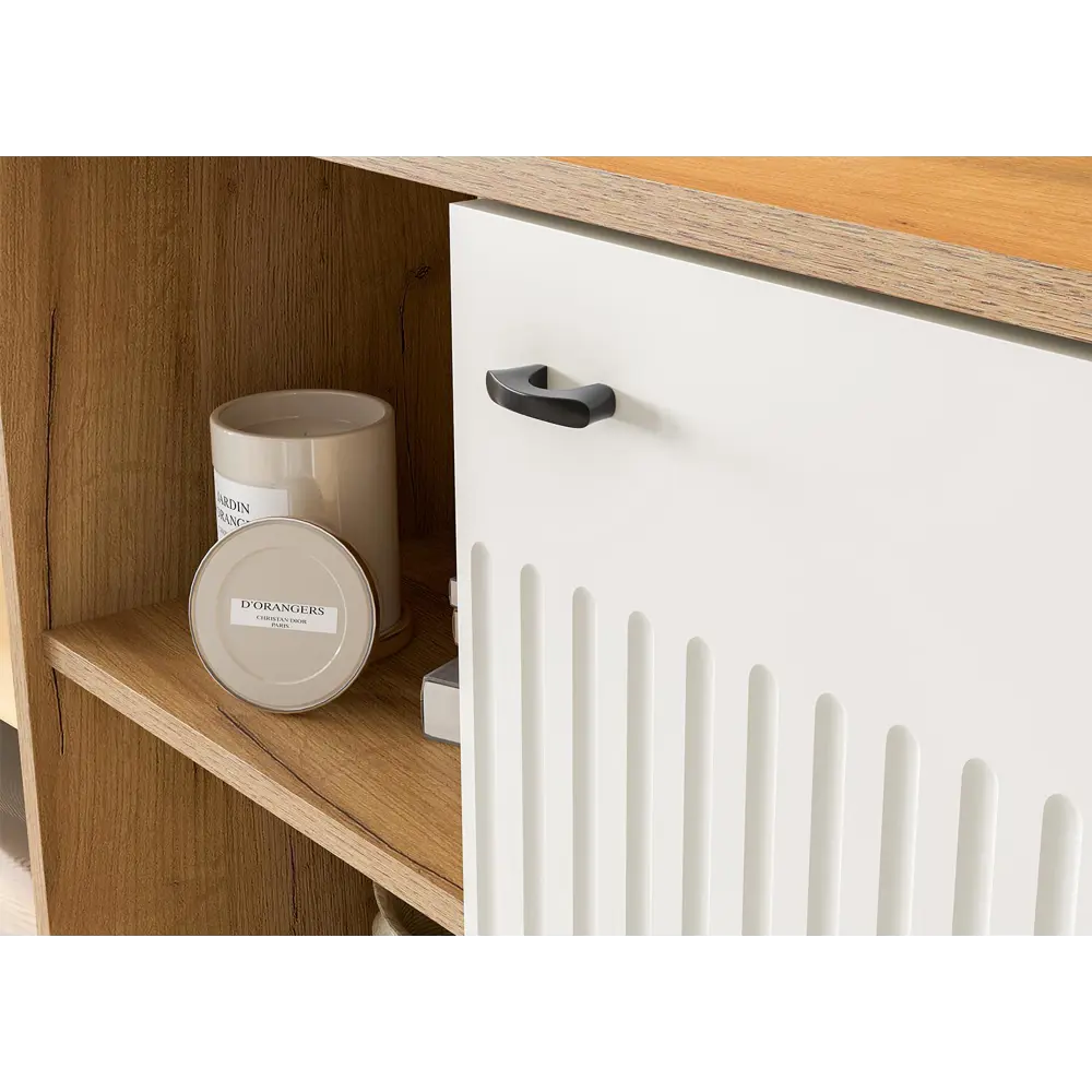 Фото 3 Тумба под телевизор Sv-мебель Милан 120.1x36.8x41.8 см ЛДСП цвет белый матовый/дуб золотой Фото 3 Тумба под телевизор Sv-мебель Милан 120.1x36.8x41.8 см ЛДСП цвет белый матовый/дуб золотой