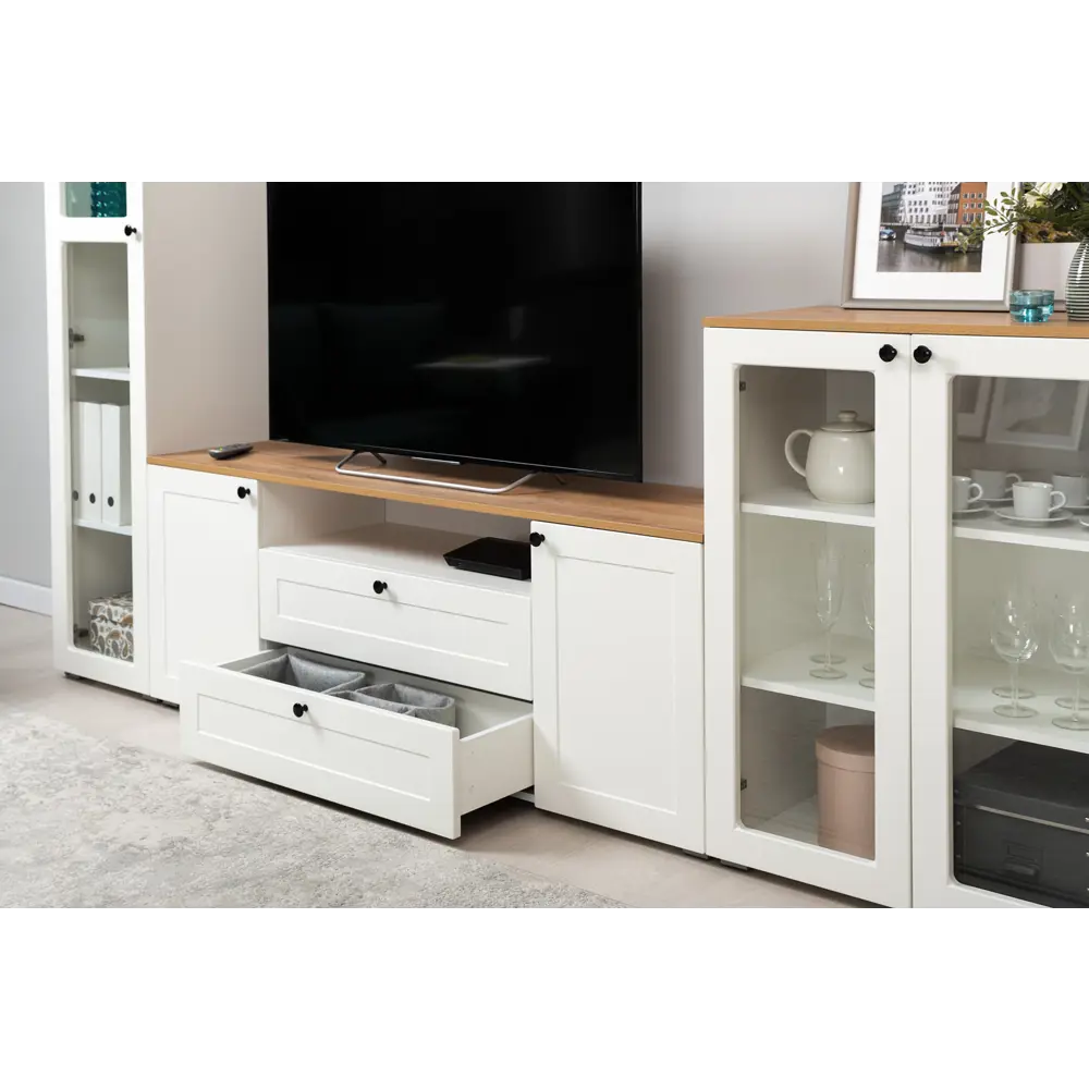 Фото 2 Тумба под телевизор Mobi Остин 160x61x42 см МДФ цвет белый Фото 2 Тумба под телевизор Mobi Остин 160x61x42 см МДФ цвет белый