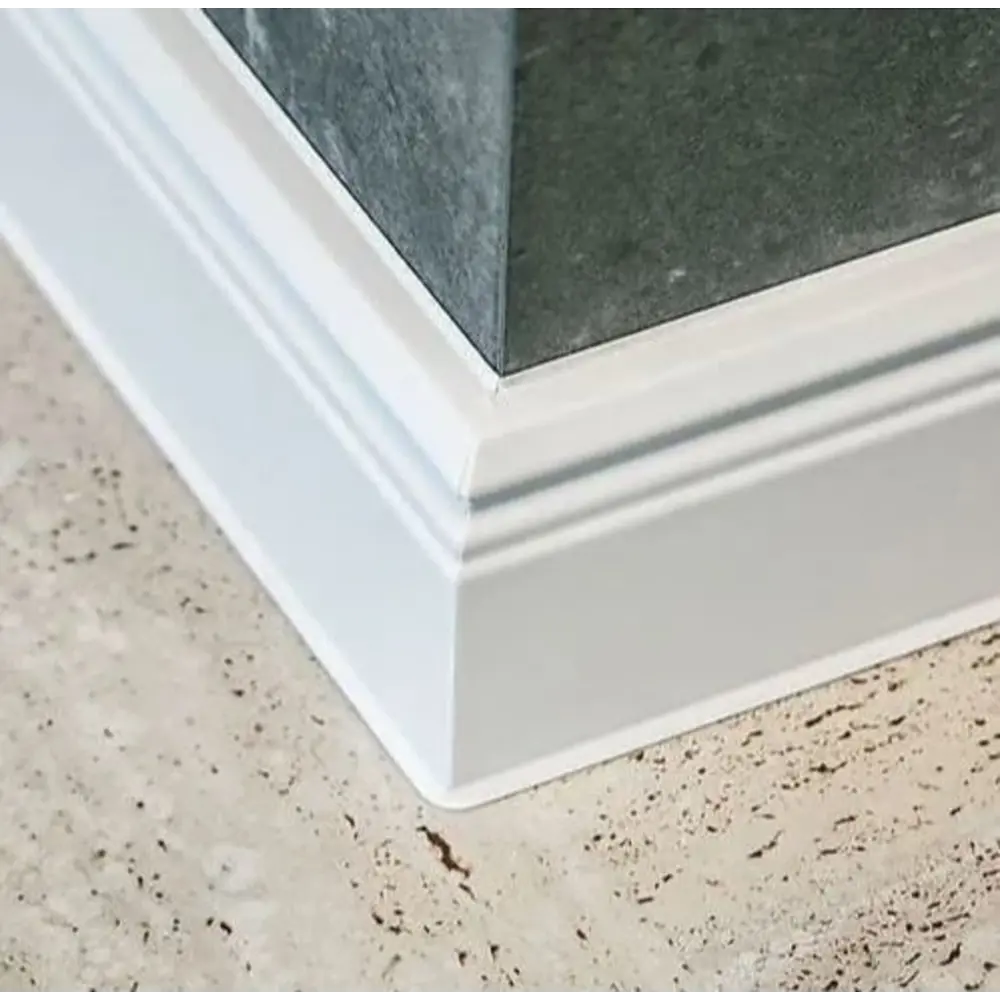 Фото Плинтус напольный Dollken Cubu Hamburg Style Белый 80x16x2500 мм 5 шт. Фото Плинтус напольный Dollken Cubu Hamburg Style Белый 80x16x2500 мм 5 шт.