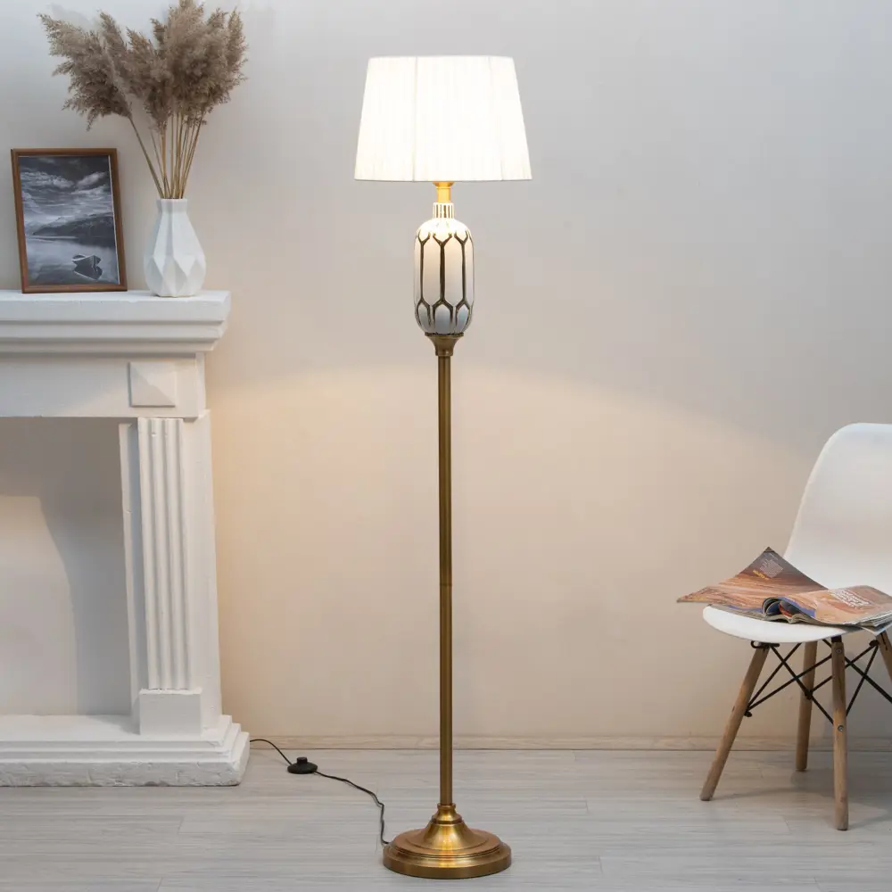 Фото 9 Торшер Bayerlux Магда Е27 40Вт белый 30x30x156см