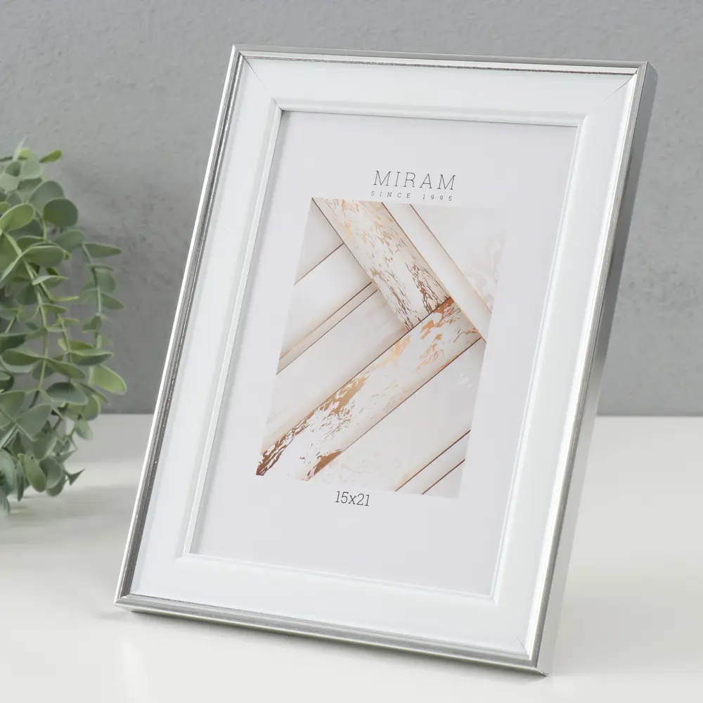 Фото 2 Рамка Мирам 10145254, 15x21 см, пластик Фото 2 Рамка Мирам 10145254, 15x21 см, пластик