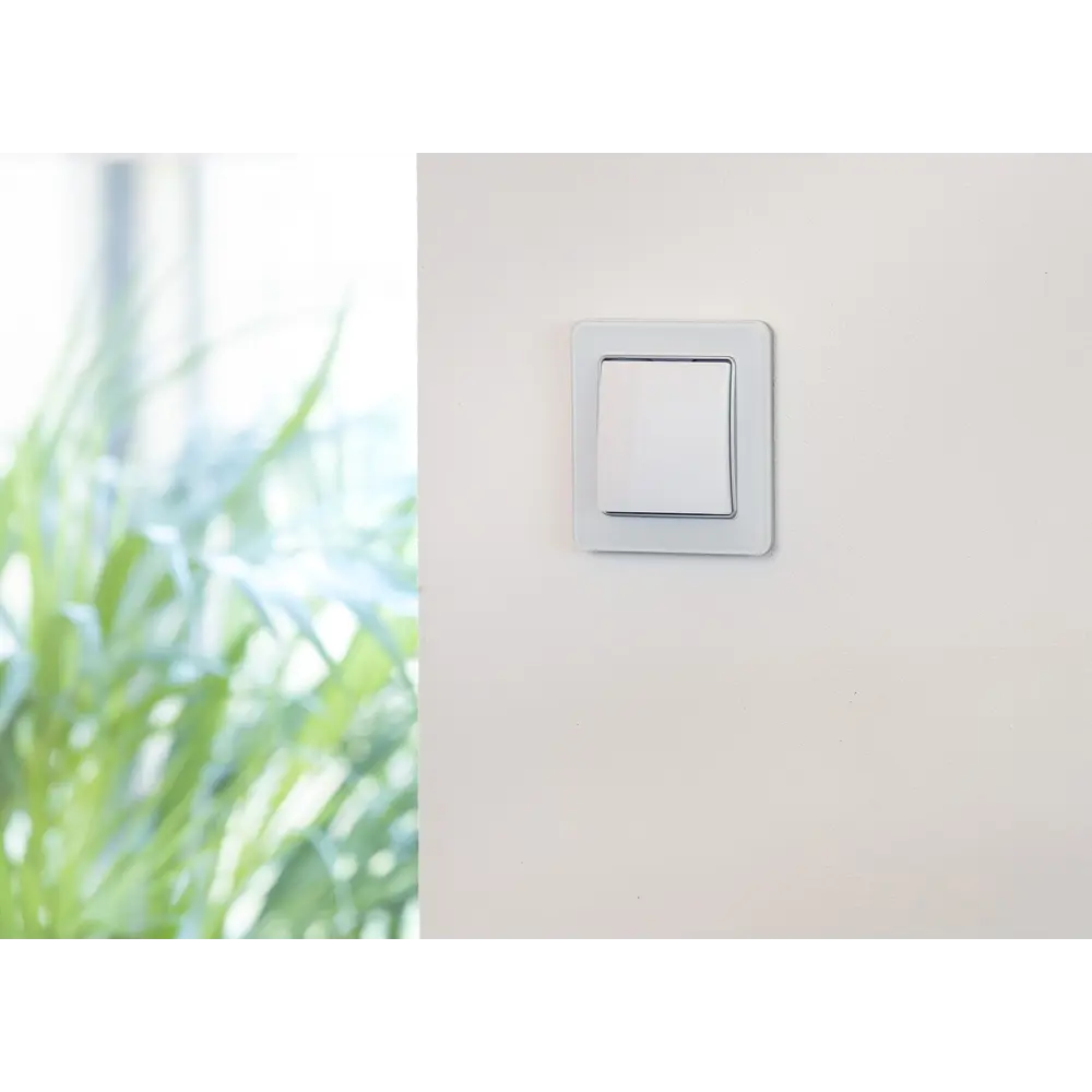 Фото 7 Выключатель встраиваемый Systeme Electric Sedna Design 1 клавиша, цвет белый Фото 7 Выключатель встраиваемый Systeme Electric Sedna Design 1 клавиша, цвет белый