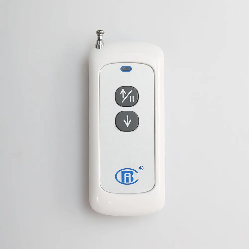 Фото 3 Подъемник для потолочных светильников MW Lift MW-250 с дистанционным управлением Фото 3 Подъемник для потолочных светильников MW Lift MW-250 с дистанционным управлением