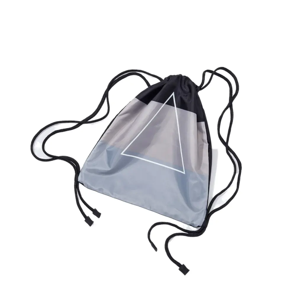 Фото 3 Рюкзак туристический Ninetygo Waterproof Drawstring 5 л серый / серебристый Фото 3 Рюкзак туристический Ninetygo Waterproof Drawstring 5 л серый / серебристый