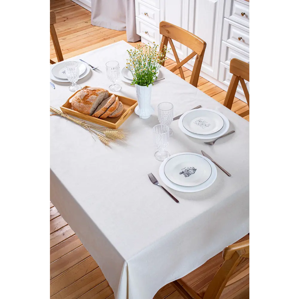 Фото Скатерть на стол с ВО пропиткой Colorprint Natural beige прямоугольная 180x138 см цвет бежевый Фото Скатерть на стол с ВО пропиткой Colorprint Natural beige прямоугольная 180x138 см цвет бежевый