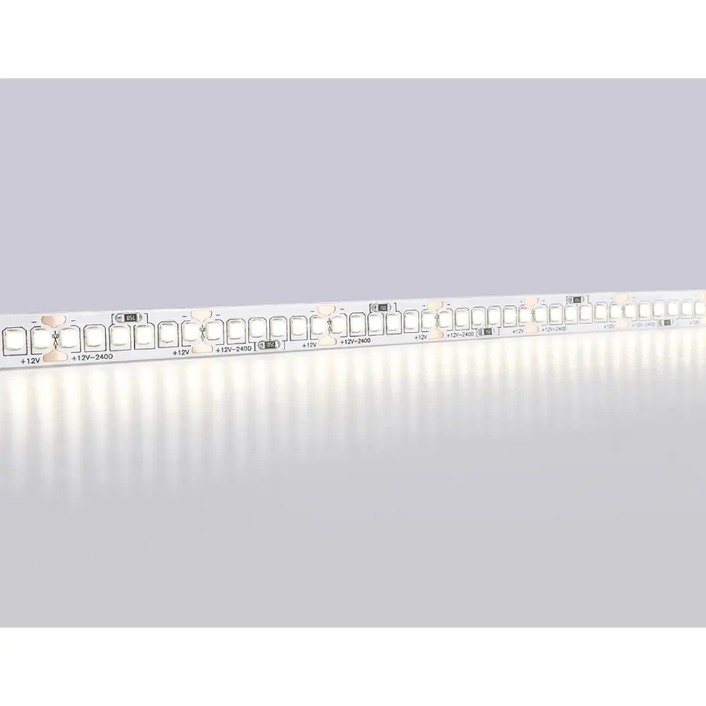 Фото 2 Светодиодная лента Ambrella light Gs1502 240 диод 38.4 Вт/м 12 В 15 мм IP20 5 м нейтральный белый свет Фото 2 Светодиодная лента Ambrella light Gs1502 240 диод 38.4 Вт/м 12 В 15 мм IP20 5 м нейтральный белый свет