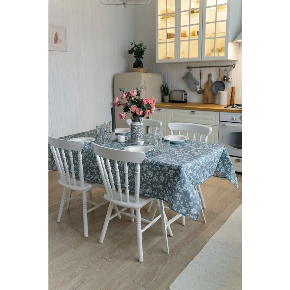 Фото Скатерть на стол Colorprint Rose Grey Blue прямоугольная 138x120 см мультиколор Фото Скатерть на стол Colorprint Rose Grey Blue прямоугольная 138x120 см мультиколор