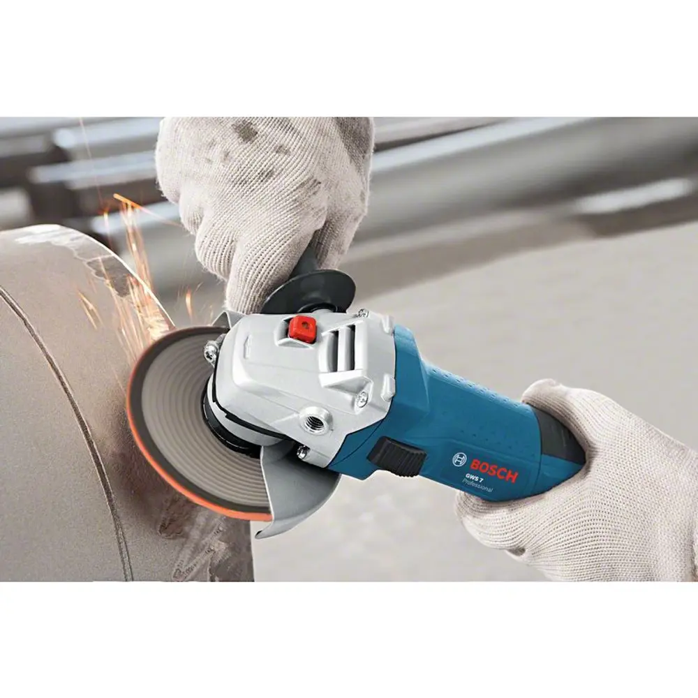 Фото 2 УШМ (болгарка) Bosch Professional GWS 7-115, 720 Вт 115 мм Фото 2 УШМ (болгарка) Bosch Professional GWS 7-115, 720 Вт 115 мм