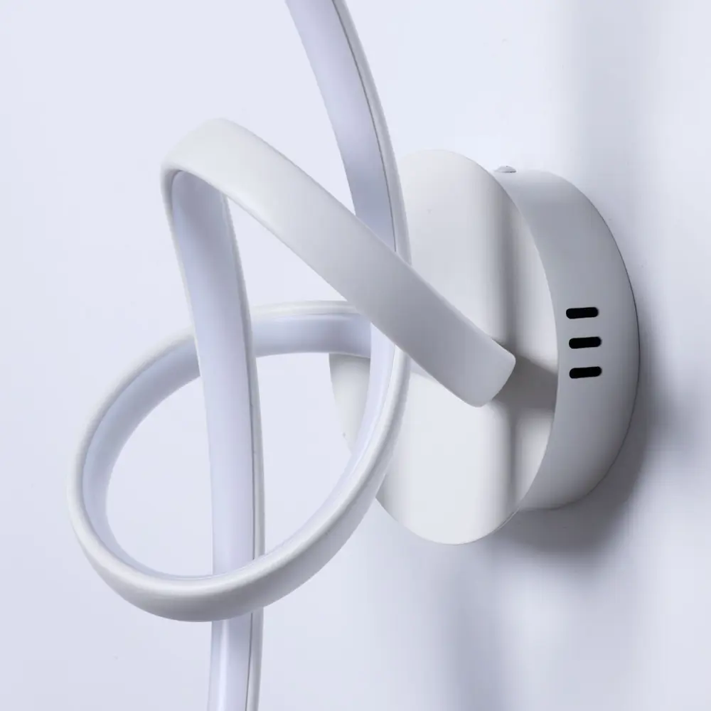 Фото 3 Настенный светильник светодиодный De markt Аурих нейтральный белый свет цвет белый Фото 3 Настенный светильник светодиодный De markt Аурих нейтральный белый свет цвет белый