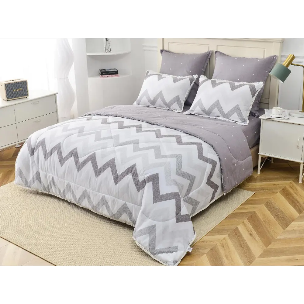 Фото 8 Комплект постельного белья Sofi de marko Бернадетт 1.5-спальный сатин бело-серо-темно-серый Фото 8 Комплект постельного белья Sofi de marko Бернадетт 1.5-спальный сатин бело-серо-темно-серый