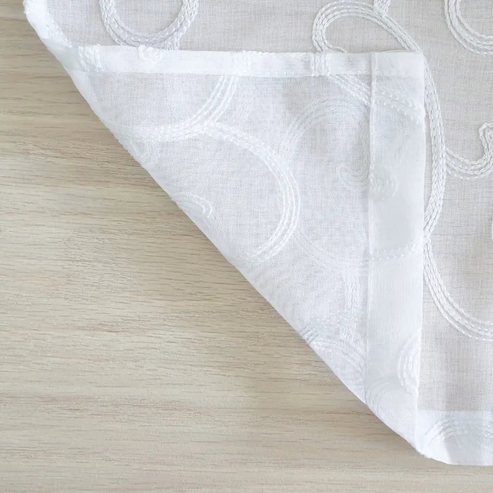 Фото 6 Тюль на шторной ленте Witerra с вышивкой Вензель 150x275 см цвет белый Фото 6 Тюль на шторной ленте Witerra с вышивкой Вензель 150x275 см цвет белый