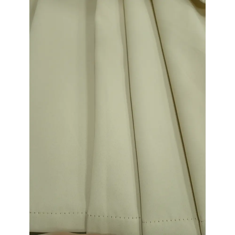 Фото Штора на шторной ленте Костромской текстиль Блэкаут 250x260 см цвет светло-сливочный