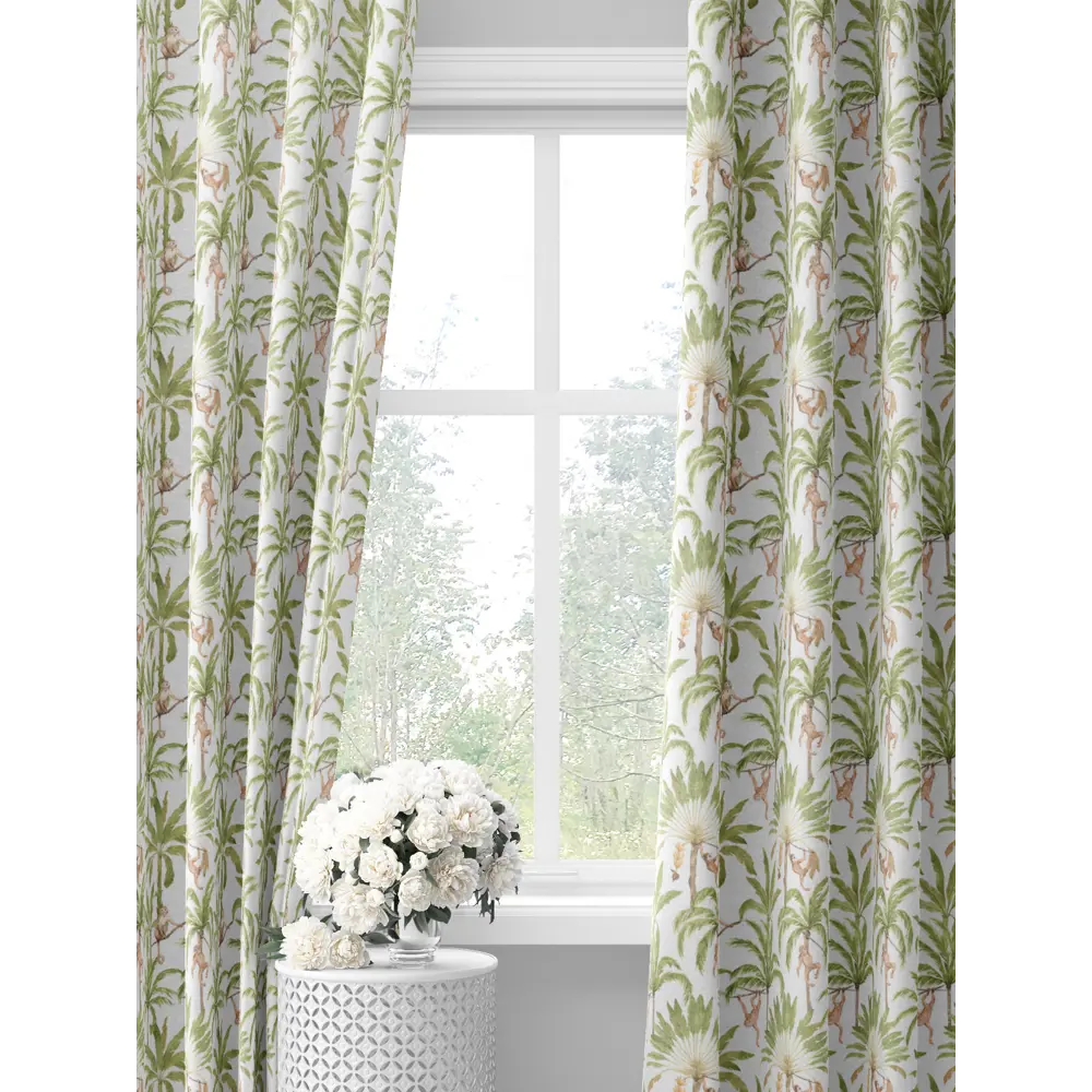 Фото Комплект штор на шторной ленте Decoracion Обезьянки на пальмах 145x275 см цвет белый оливковый Фото Комплект штор на шторной ленте Decoracion Обезьянки на пальмах 145x275 см цвет белый оливковый