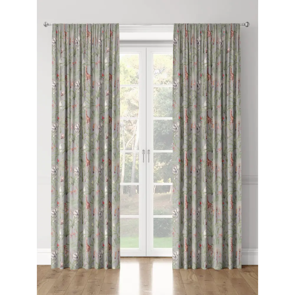 Фото 3 Комплект штор на шторной ленте Decoracion Зоопарк в пальмах 145x275 см цвет серый зеленый Фото 3 Комплект штор на шторной ленте Decoracion Зоопарк в пальмах 145x275 см цвет серый зеленый