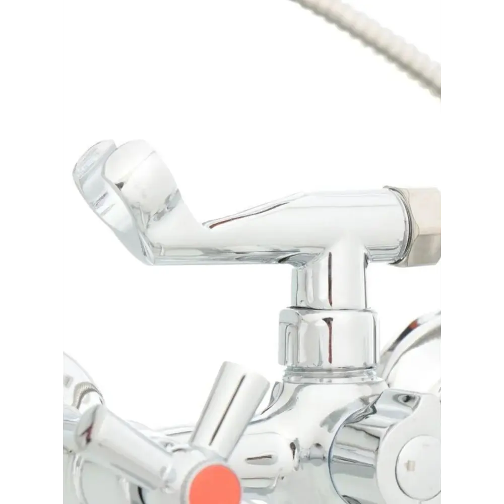 Фото 6 Смеситель для ванны Econoce Ec0420 EC0423 двухвентильный с душевой лейкой цвет хром Фото 6 Смеситель для ванны Econoce Ec0420 EC0423 двухвентильный с душевой лейкой цвет хром