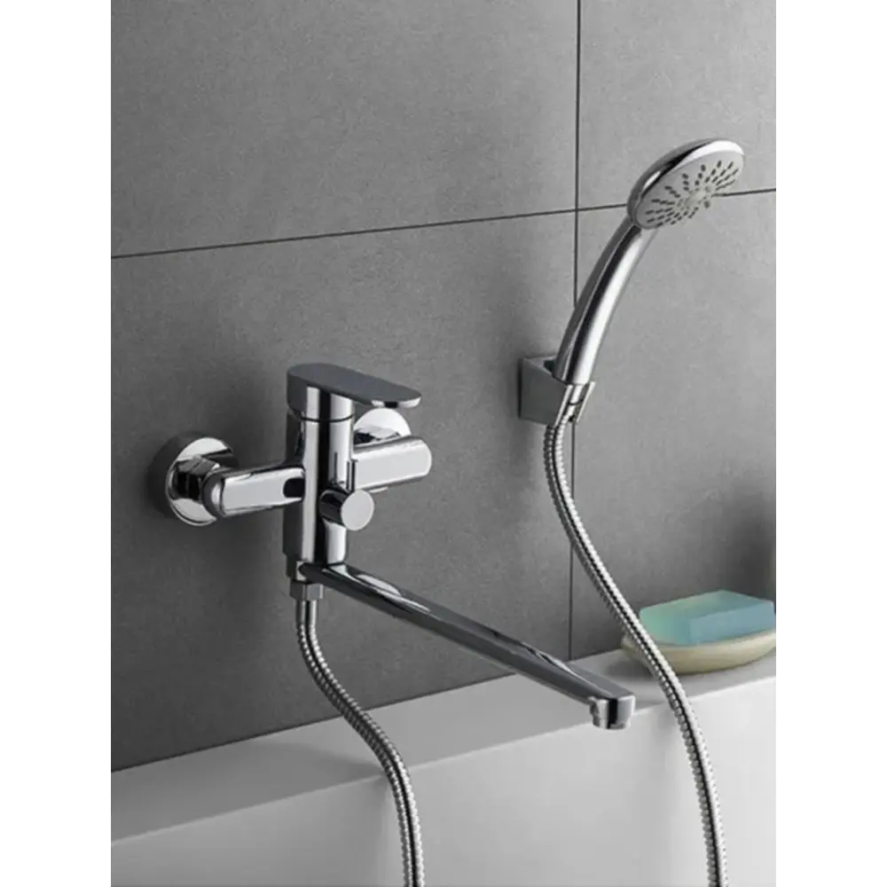 Фото Смеситель для ванны Econoce Ec0393 однорычажный с душевой лейкой цвет хром Фото Смеситель для ванны Econoce Ec0393 однорычажный с душевой лейкой цвет хром