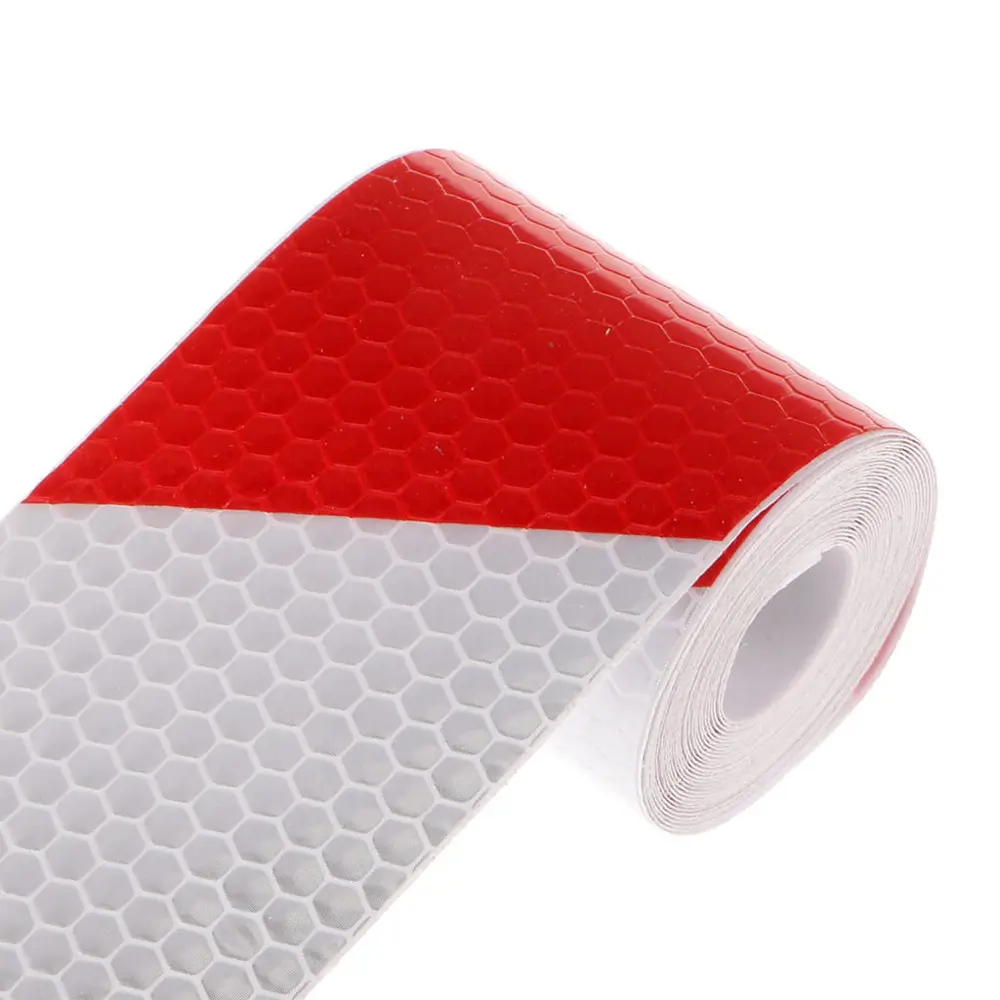 Фото Лента сигнальная Safetystep Reflective Tape Honeycomb 50мм х 45.7м красно-белый Фото Лента сигнальная Safetystep Reflective Tape Honeycomb 50мм х 45.7м красно-белый