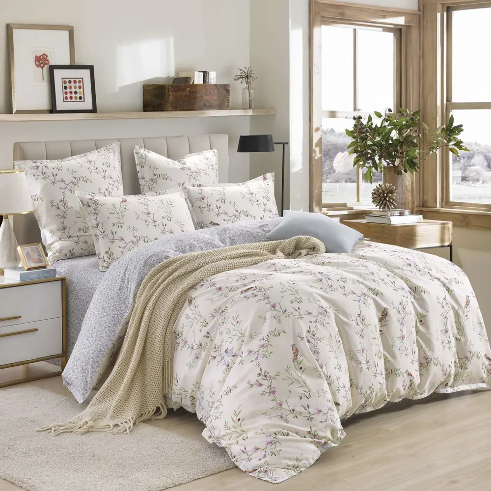 Фото 2 Комплект постельного белья Sofi de marko Рея 1.5-спальный сатин разноцветный Фото 2 Комплект постельного белья Sofi de marko Рея 1.5-спальный сатин разноцветный