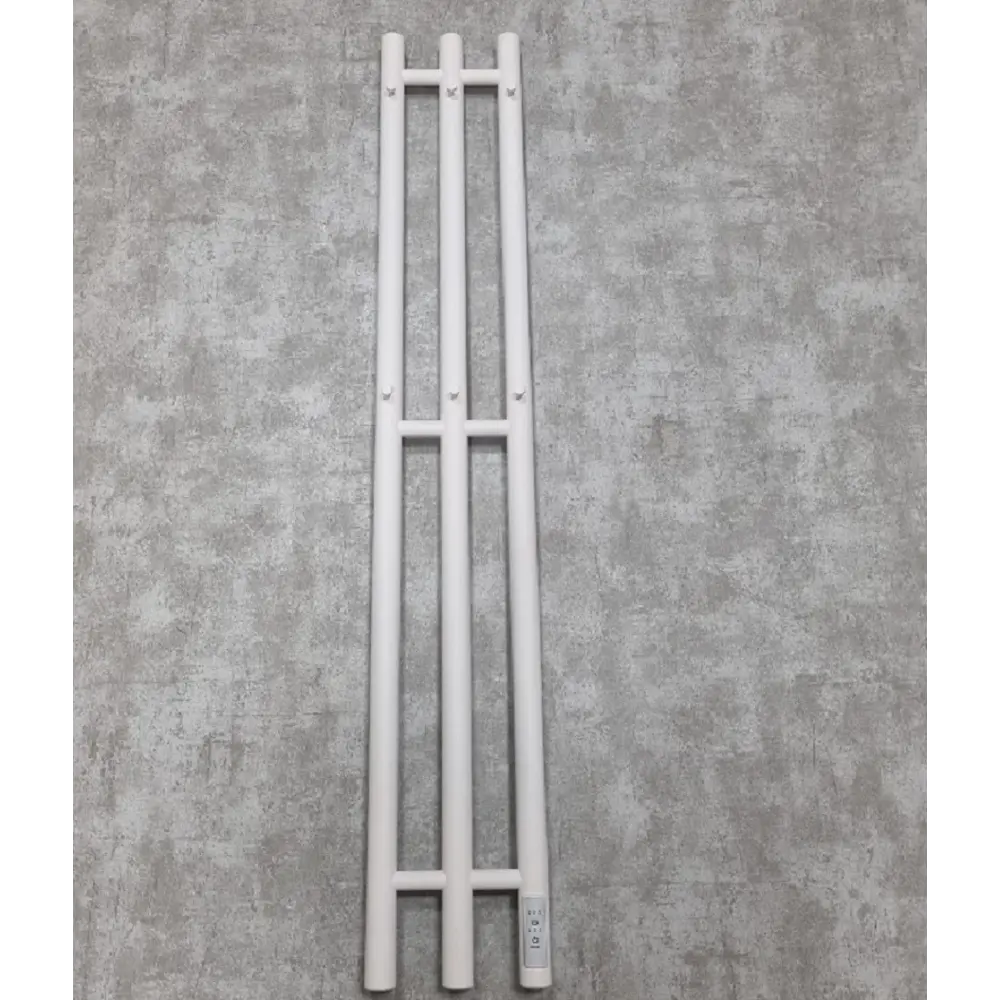 Фото 5 Полотенцесушитель электрический Laris Тея ЧК П3 правый 190x1200 мм 122 Вт с терморегулятором I-образный цвет белый муар Фото 5 Полотенцесушитель электрический Laris Тея ЧК П3 правый 190x1200 мм 122 Вт с терморегулятором I-образный цвет белый муар